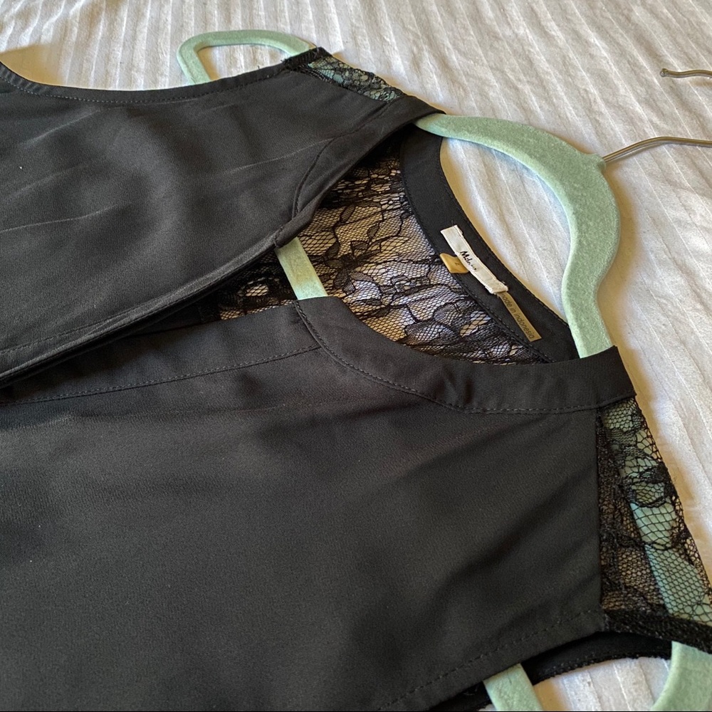 Beautiful Black Top (size Large)
